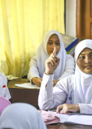 Indonesia Emas 2045, tapi Bensin Pendidikan Masih Eceran