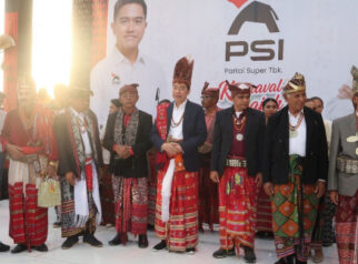 Jangan Dikit-Dikit ke Soloquot Pesan Jokowi untuk Kader PSI soal Rantai Komando