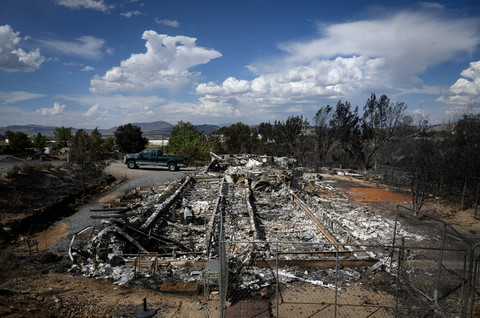 Kebakaran Hutan Melanda Kota Reno, Nevada AS, Puluhan Ribu Warga Dievakuasi