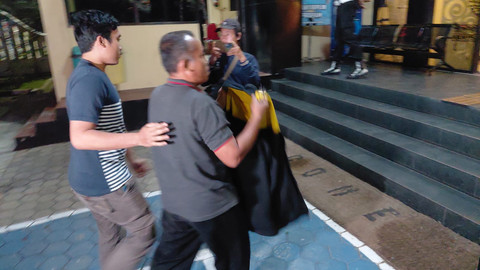 Keluarga Sutrimo Sebut Ponsel dan Dompet Belum Diterima, Katanya Akan Dikirim