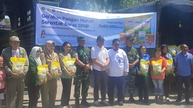 Kemensos Maksimalkan Penanganan Darurat Gempa NTT dengan Distribusi Beras dan Paket Sembako