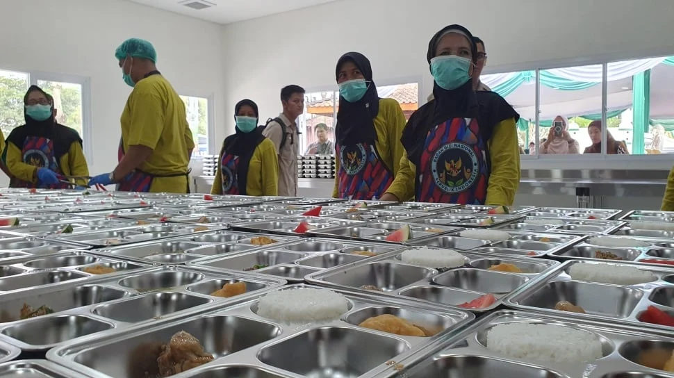 Kepala SPPG Dicopot Usai Ratusan Siswa di Karo Keracunan Makan Bergizi Gratis
