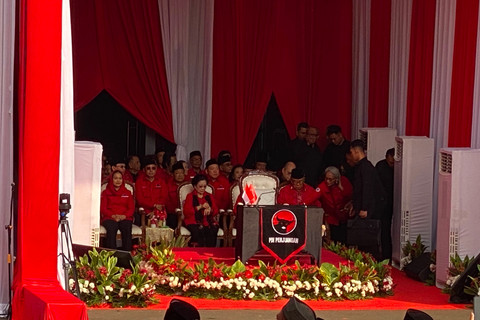 Megawati Pimpin Upacara HUT 81 RI di Sekolah Partai PDIP