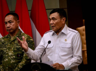 Menko Polkam Tegaskan Pemasangan Pagar di Mal Tak Terkait Isu Rusuh dan Sudah Diselesaikan