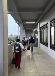 Mu39ti Ungkap Alasan Buku Pelajaran Siswa Diperbarui Perubahan Standar-Muat STEM
