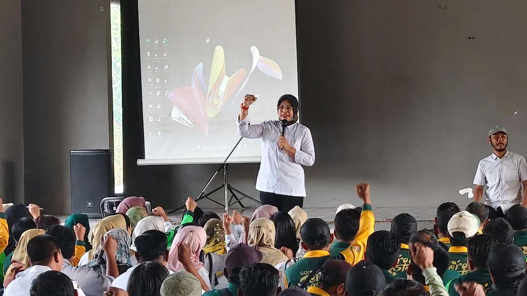 Optimalkan Layanan dan Target PAD, DLHK Kota Kediri Bina Disiplin 620 PPPK Paruh Waktu