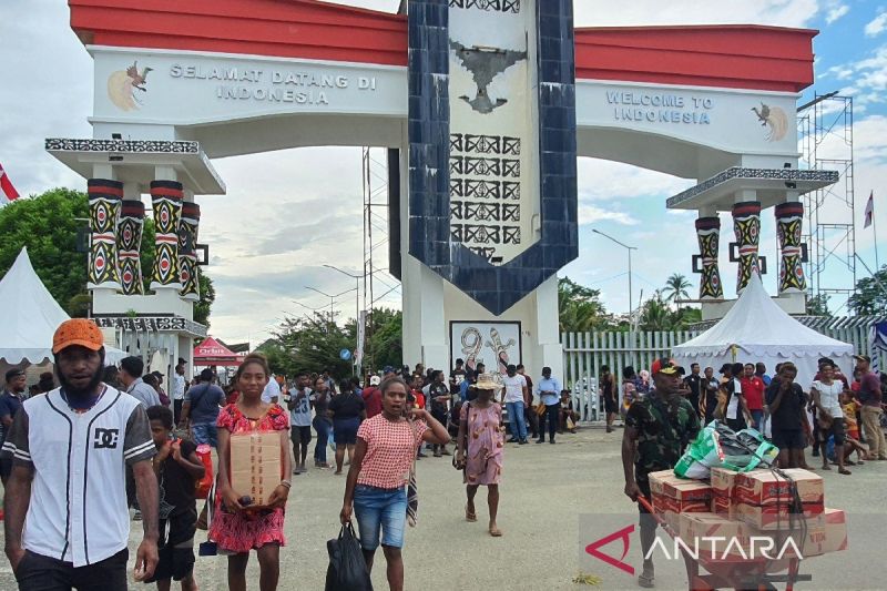 Pejabat Disebar Pimpin Upacara HUT RI di 15 Pos Lintas Batas Negara