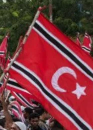 Pengibar Bendera Bulan Bintang di Aceh: Dinamika Perdamaian dan Tantangan Simbolisme