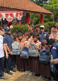 Pengurus Nasional Karang Taruna Salurkan Bantuan Pendidikan dan Air Bersih di Kabupaten Bogor