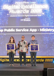 Permudah Layanan, IKD Dukcapil Kemendagri Raih Top Public Service Award