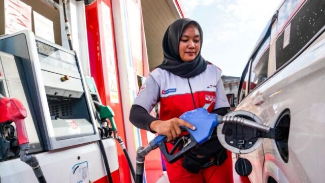 Pertamina Turunkan Harga BBM Pertamax Jadi Rp 15.950 Per liter