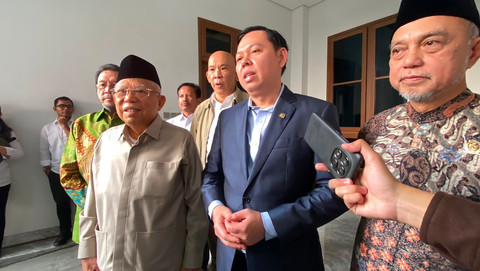 Pimpinan DPD RI Sambangi Kediaman Ma'ruf Amin Serahkan Undangan Sidang Tahunan