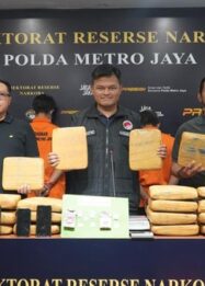 Polda Metro Jaya Gagalkan Peredaran 27,96 Kg Ganja di Jakarta Timur, Tiga Tersangka Ditangkap