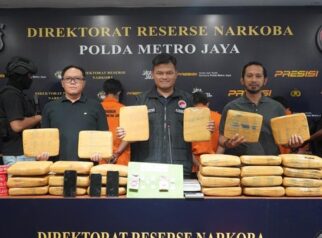 Polda Metro Jaya Gagalkan Peredaran 27,96 Kg Ganja di Jakarta Timur, Tiga Tersangka Ditangkap