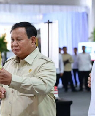 Prabowo Tinjau Inovasi Anak Bangsa, dari Giant Sea Wall hingga Sepatu Karya BRIN