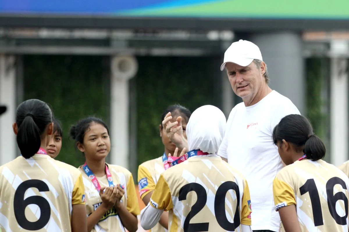 PSSI Pertimbangkan Timo Scheunemann Jadi Pelatih Timnas Putri Indonesia Senior