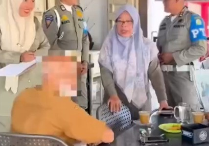 Satpol PP Aceh Pergoki Tiga ASN Nongkrong di Warkop saat Jam Kerja