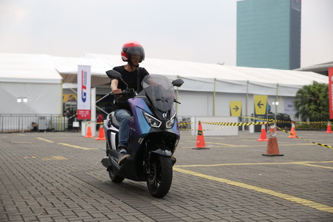 Skema Sewa Baterai Bikin Ojol Cuan, tapi Belum Tentu buat Anak Kantoran
