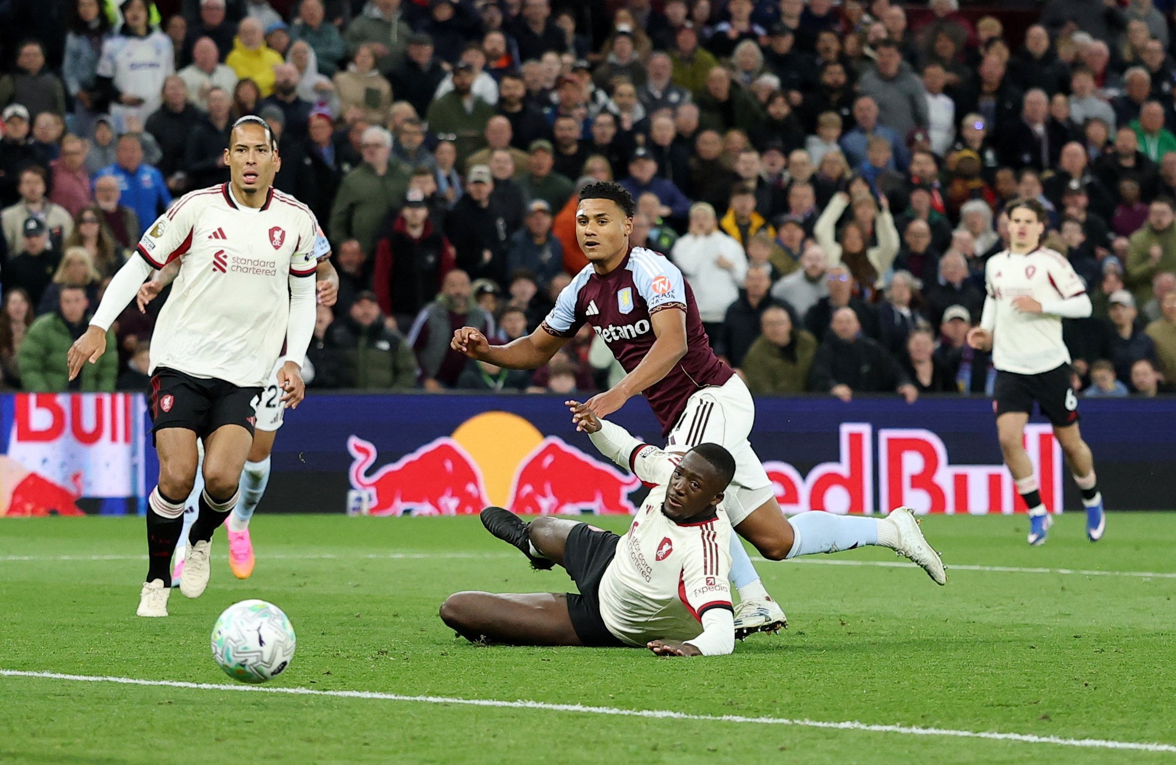 Statistik Memperlihatkan, Premier League Semakin Kompetitif