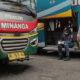 Unik, Lomba Tarik Bus Meriahkan HUT 81 RI di Terminal Kalideres Jakbar