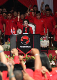 Upacara HUT 81 RI di Sekolah PDIP, Megawati Ajak Doakan Korban Gempa NTT