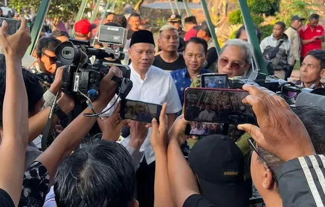 Vicky Prasetyo Ratapi Prahara Rumah Tangga yang Jadi Konsumsi Publik hingga Berujung Laporan Polisi