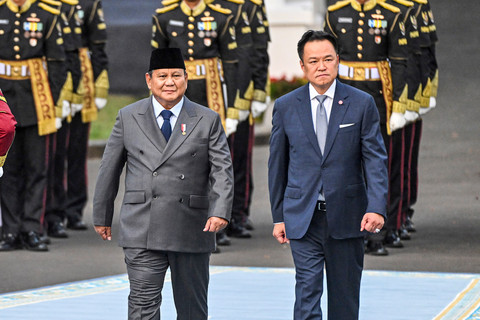 Di Depan Prabowo, PM Anutin Tegaskan Siap Pasok 36 Rantis Amfibi AWAV ke Marinir