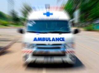 Mobil Halangi Ambulans di Solo, Pengemudi Minta Maaf hingga Pasien Meninggal