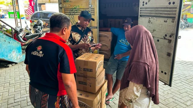 Pasca Disidak Anggota DPR RI, Bulog Gelontorkan 194 Ribu Liter MinyaKita ke Pasar Sidoarjo