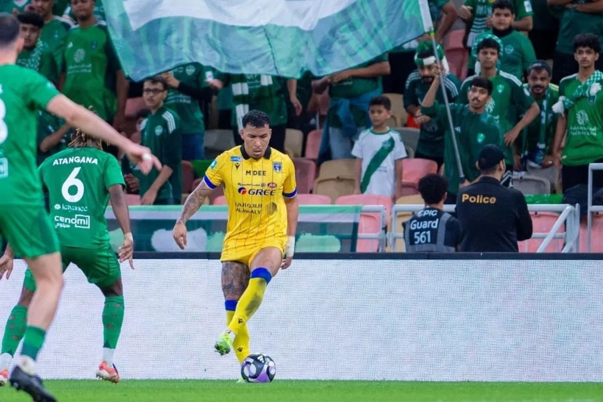 Roger Martínez Cetak Gol Perdana untuk Al Shabab dalam Laga Imbang 1-1 Lawan Al Hazm