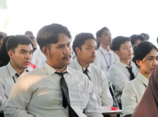 Siapkan Tenaga Kerja Kompeten, 1.280 Lulusan SMA-SMK-MA Jawa Barat Diberi Pelatihan