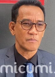 Tanggapi Surat Terbuka Tim Hukum Jokowi ke MA, Refly Harun Itu Pikiran Konyol