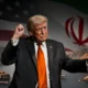 Trump Tegaskan Tidak Akan Gunakan Senjata Nuklir untuk Iran dan Usulkan Penggantian Nama Selat Hormuz