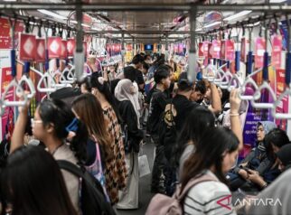 MRT Tutup Stasiun Dukuh Atas dan Transjakarta Hentikan Layanan 6 Rute Akibat Aksi di Sekitar Bundaran HI